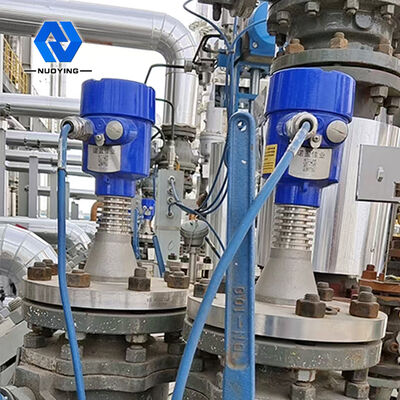 Un buon prezzo. Sensore di livello dell'acqua ad alta precisione radar con antenna a pannello e materiale PTFE/3l6L (facoltativo) in linea